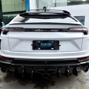 LAMBORGHINI URUS Dry carbon fiber SM Style Top Wing